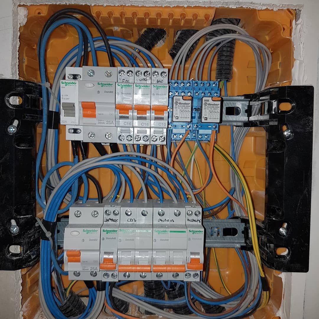 GF IMPIANTI ELETTRICI SRL — Foto 8